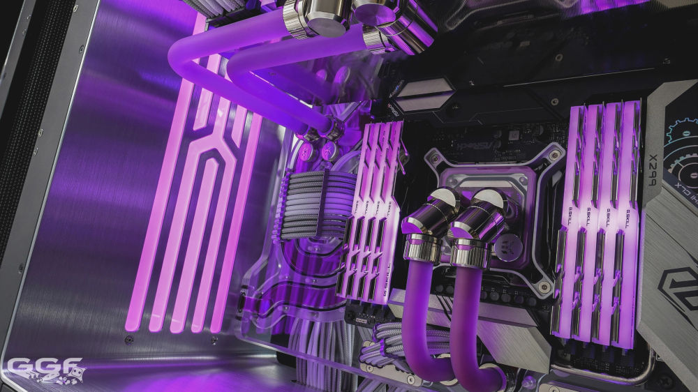 InWin 909EK联名限量版机箱紫色分体水冷MOD装机展示图片